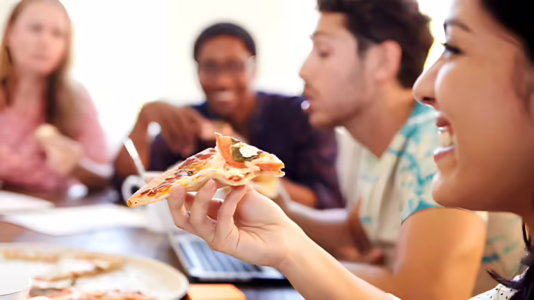 Call a Pizza